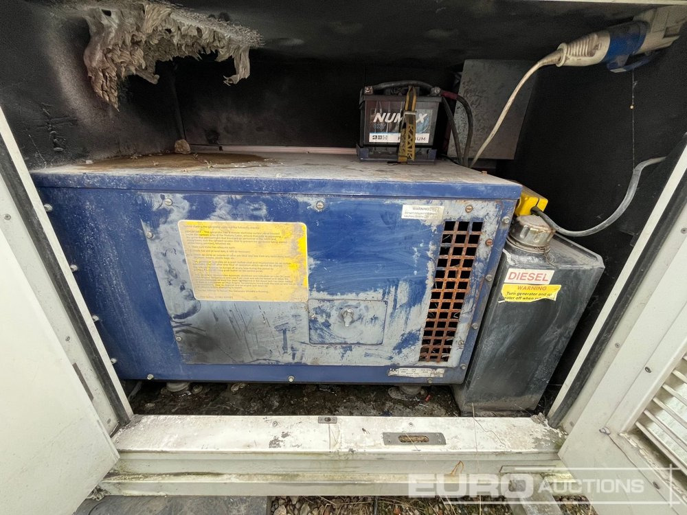 Single Axle Welfare Unit, Toilet, Drying Room, 3.3kVA Generator (Sold Off Site, Situated at Lyncastle Rd, Barleycastle Trading Estate, Warrington WA4 4RE, Contact James Turner 0044 7796 615 692 For Mo - حاوية شحن: صورة 5 Single Axle Welfare Unit, Toilet, Drying Room, 3.3kVA Generator (Sold Off Site, Situated at Lyncastle Rd, Barleycastle Trading Estate, Warrington WA4 4RE, Contact James Turner 0044 7796 615 692 For Mo - حاوية شحن: صورة 5