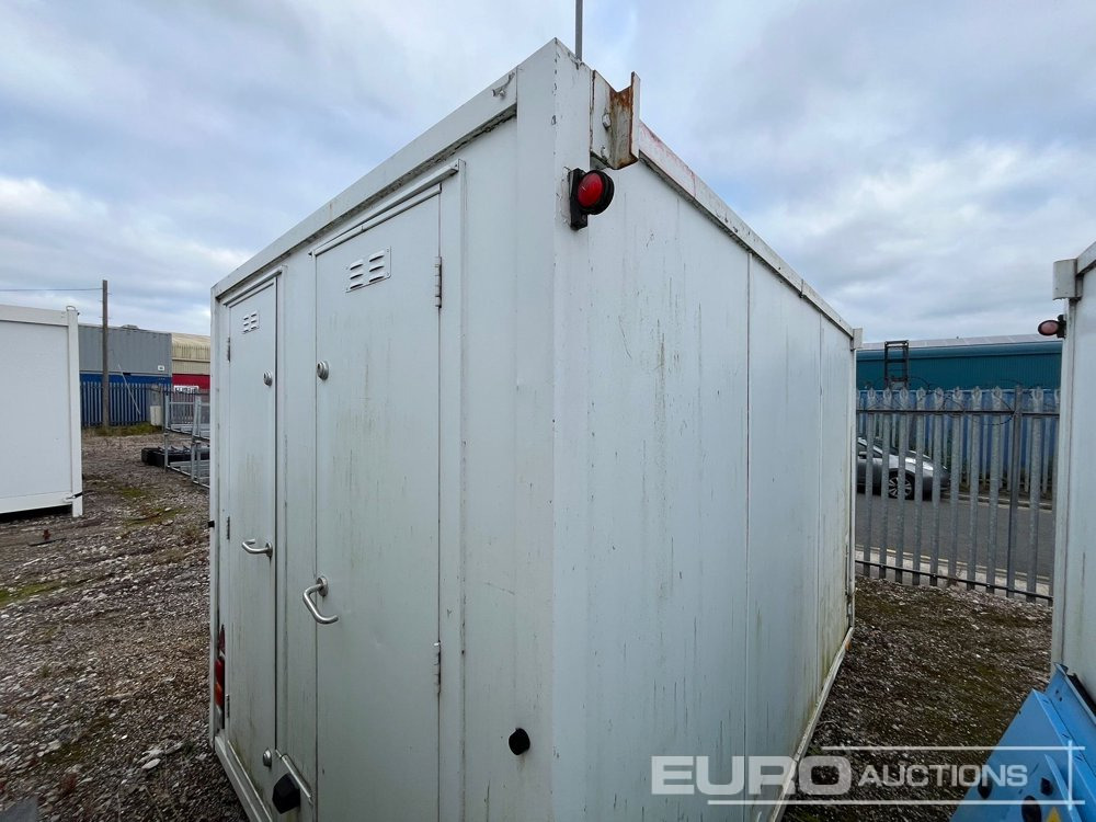 Single Axle Welfare Unit, Toilet, Drying Room, 3.3kVA Generator (Sold Off Site, Situated at Lyncastle Rd, Barleycastle Trading Estate, Warrington WA4 4RE, Contact James Turner 0044 7796 615 692 For Mo - حاوية شحن: صورة 5 Single Axle Welfare Unit, Toilet, Drying Room, 3.3kVA Generator (Sold Off Site, Situated at Lyncastle Rd, Barleycastle Trading Estate, Warrington WA4 4RE, Contact James Turner 0044 7796 615 692 For Mo - حاوية شحن: صورة 5