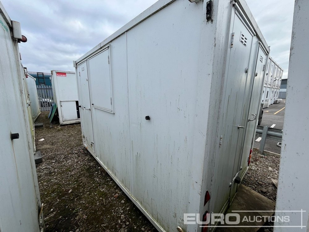 Single Axle Welfare Unit, Toilet, Drying Room, 3.3kVA Generator (Sold Off Site, Situated at Lyncastle Rd, Barleycastle Trading Estate, Warrington WA4 4RE, Contact James Turner 0044 7796 615 692 For Mo - حاوية شحن: صورة 2 Single Axle Welfare Unit, Toilet, Drying Room, 3.3kVA Generator (Sold Off Site, Situated at Lyncastle Rd, Barleycastle Trading Estate, Warrington WA4 4RE, Contact James Turner 0044 7796 615 692 For Mo - حاوية شحن: صورة 2