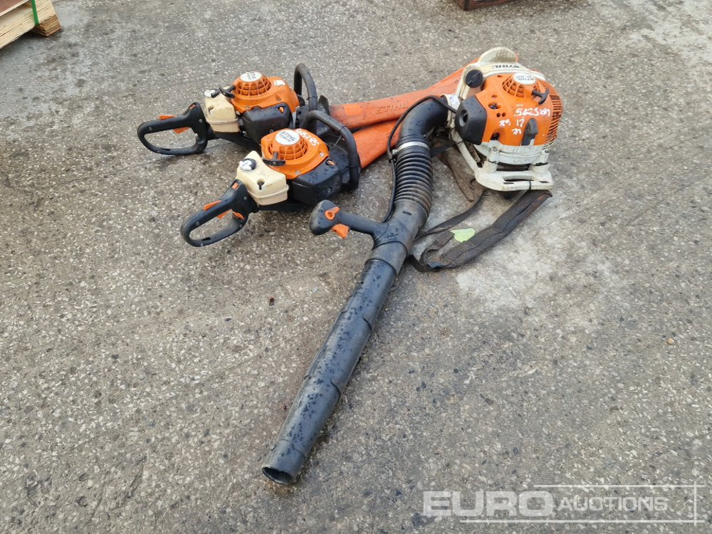 Stihl FS460 C Petrol Strimmer, BR200 Petrol Backpack Leaf Blower, HS82 RC Petrol Hedge Trimmer (2 of) - معدات الانشاءات: صورة 1 Stihl FS460 C Petrol Strimmer, BR200 Petrol Backpack Leaf Blower, HS82 RC Petrol Hedge Trimmer (2 of) - معدات الانشاءات: صورة 1
