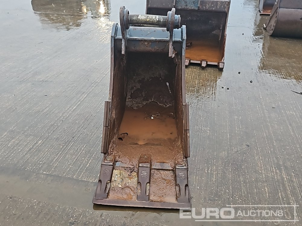 Strickland 24" Digging Bucket 65mm Pin to suit 13 Ton Excavator - بكت: صورة 2 Strickland 24" Digging Bucket 65mm Pin to suit 13 Ton Excavator - بكت: صورة 2
