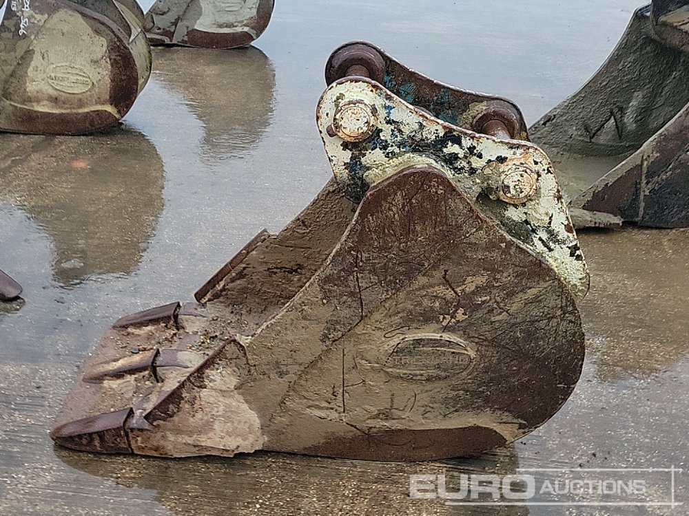 Strickland 24" Digging Bucket 65mm Pin to suit 13 Ton Excavator - بكت: صورة 2 Strickland 24" Digging Bucket 65mm Pin to suit 13 Ton Excavator - بكت: صورة 2