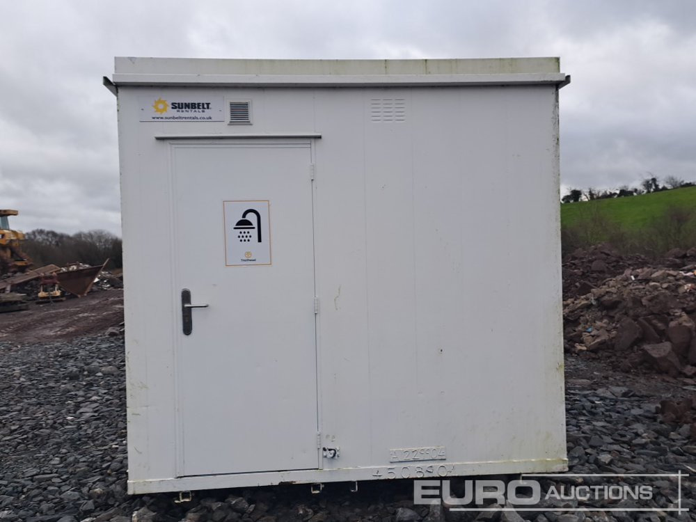 Thurston 20' x 9' Shower Block (No Keys) (Cannot Be Reconsigned) - حاوية شحن: صورة 2 Thurston 20' x 9' Shower Block (No Keys) (Cannot Be Reconsigned) - حاوية شحن: صورة 2