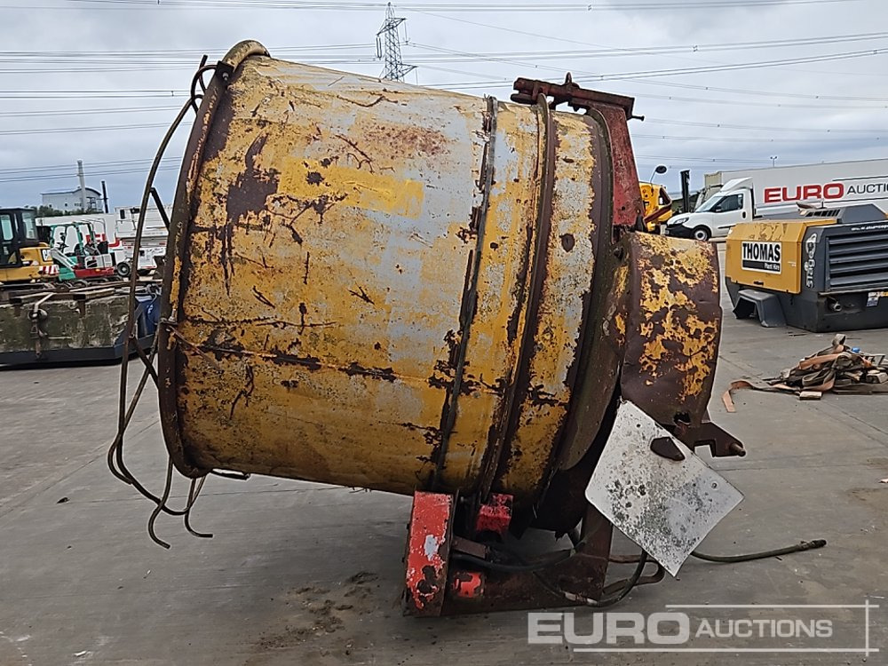 Tomahawk PTO Driven Bale Shredder to suit 3 Point Linkage - آلات زراعية: صورة 2 Tomahawk PTO Driven Bale Shredder to suit 3 Point Linkage - آلات زراعية: صورة 2