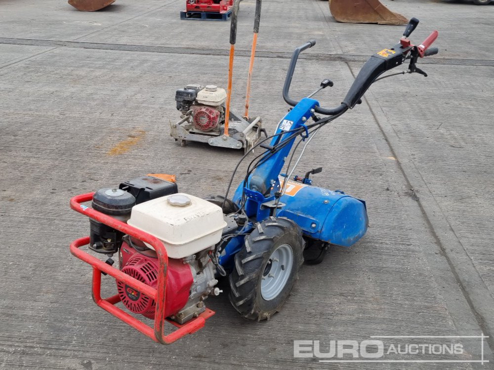 Tracmaster Petrol Walk Behind Rotovator, Honda Engine - آلات زراعية: صورة 1 Tracmaster Petrol Walk Behind Rotovator, Honda Engine - آلات زراعية: صورة 1