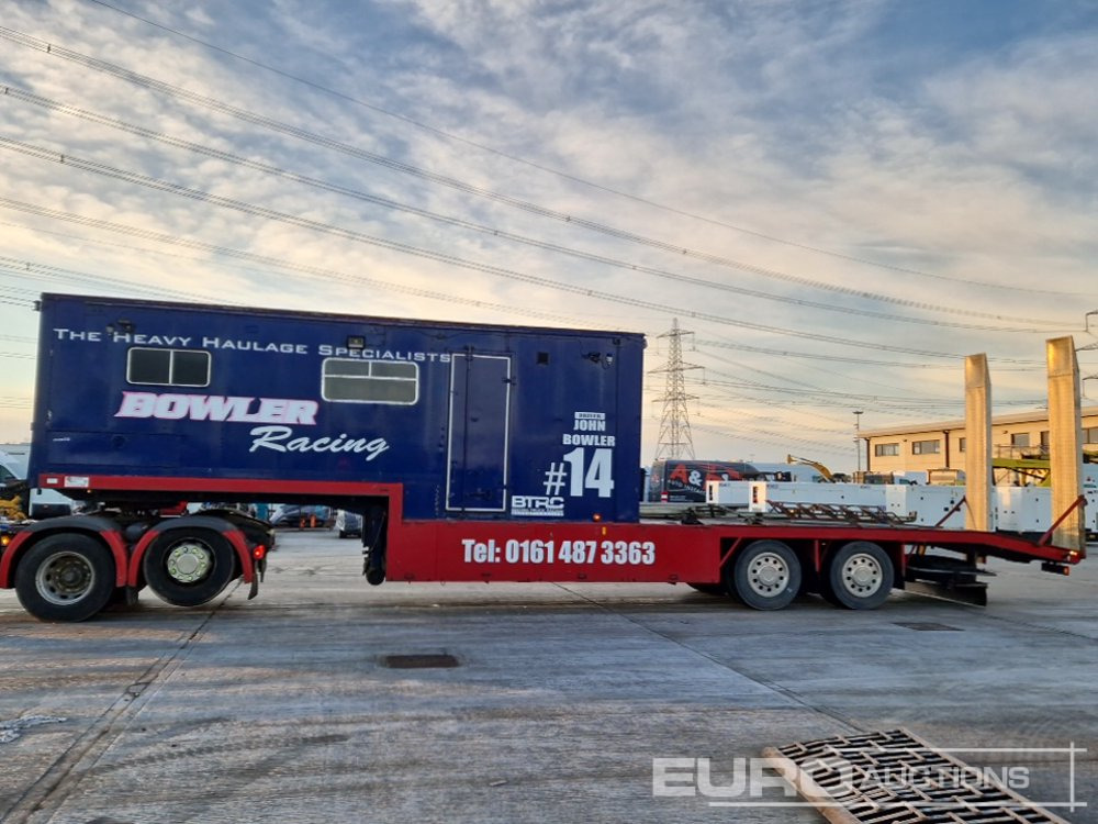 Twin Axle Step Frame Racing Team Hospitality Trailer, Ramps - نصف مقطورة نقل سيارات: صورة 2 Twin Axle Step Frame Racing Team Hospitality Trailer, Ramps - نصف مقطورة نقل سيارات: صورة 2