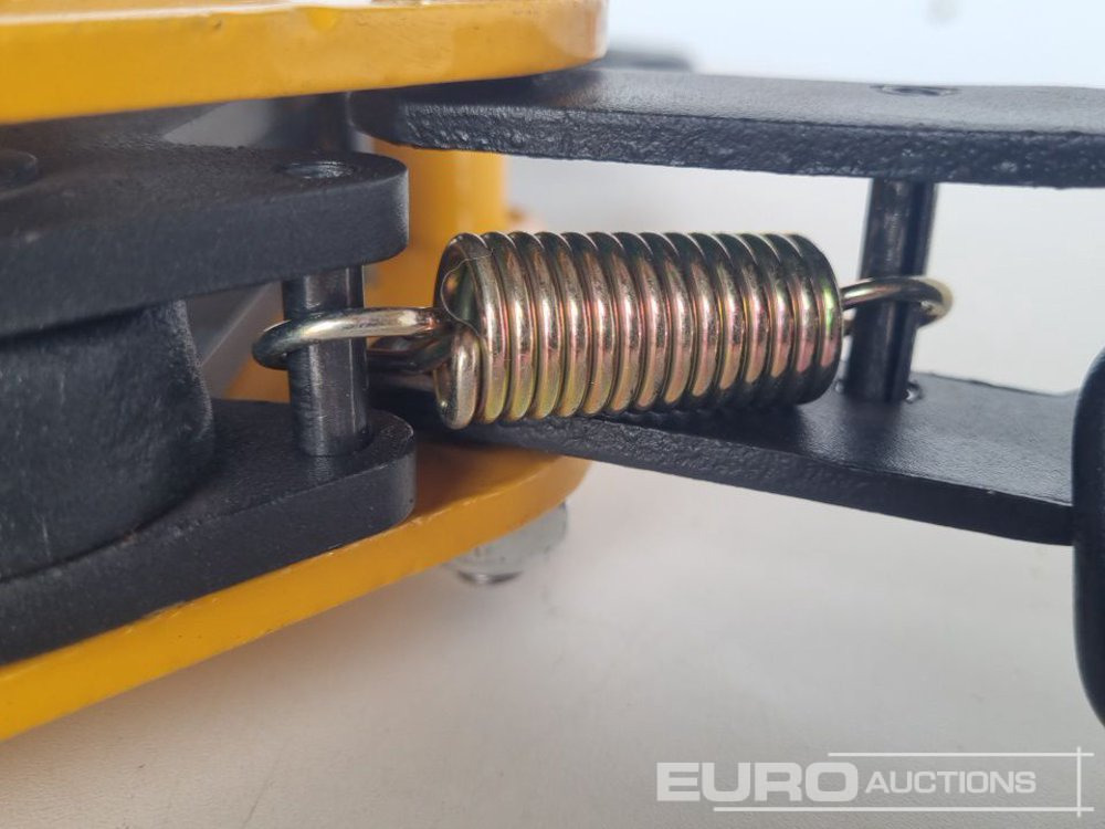 معدات المناولة Unused 1 Ton CDH Vertical Plate Lifting Clamp: صورة 11