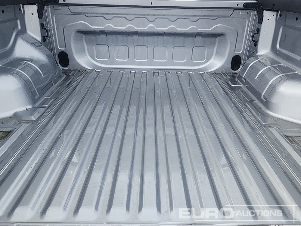 شاحنة البيك أب Unused 2025 Volkswagen Amarok: صورة 13