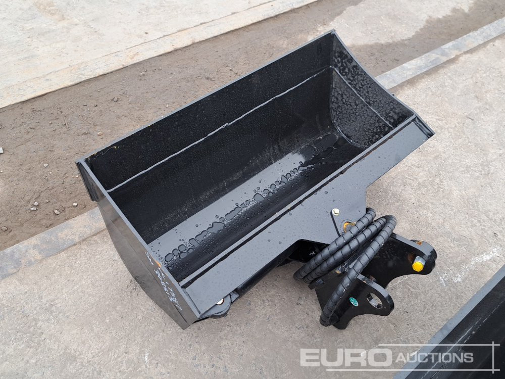 Unused 32" Hydraulic Tilting Bucket to suit Mini Excavator - بكت: صورة 2 Unused 32" Hydraulic Tilting Bucket to suit Mini Excavator - بكت: صورة 2