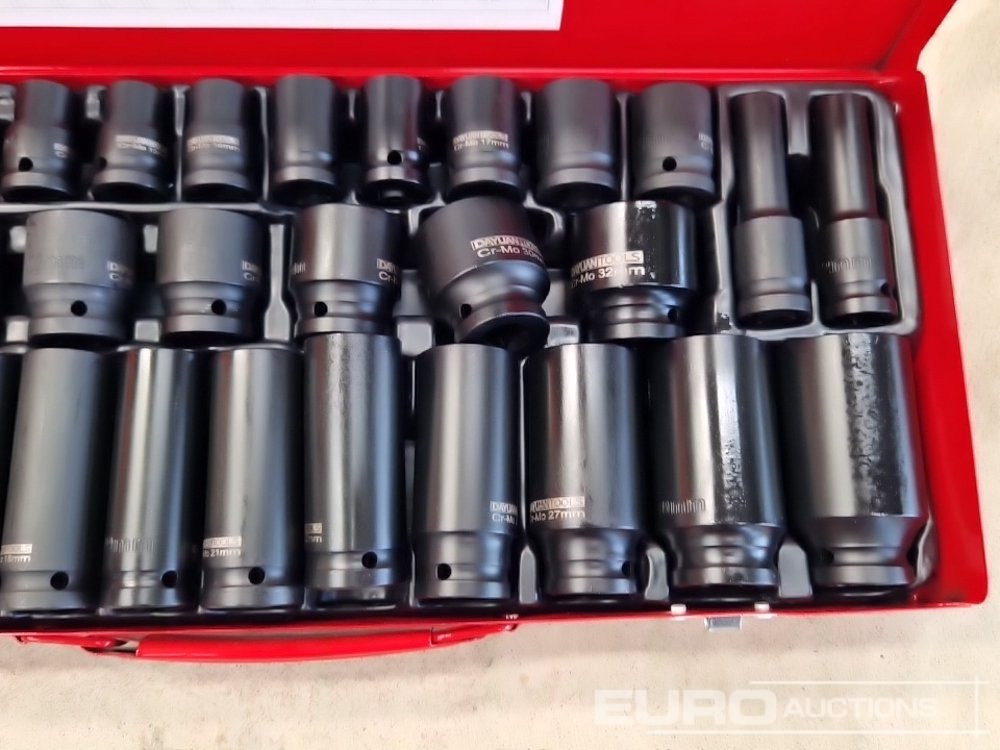 Unused 35 Piece 1/2" Drive Air Impact Socket Set, Steel Case - معدات الورشة: صورة 5 Unused 35 Piece 1/2" Drive Air Impact Socket Set, Steel Case - معدات الورشة: صورة 5