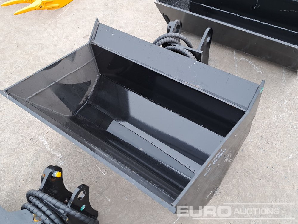 Unused 36" Hydraulic Tilting Bucket to suit Mini Excavator - بكت: صورة 1 Unused 36" Hydraulic Tilting Bucket to suit Mini Excavator - بكت: صورة 1