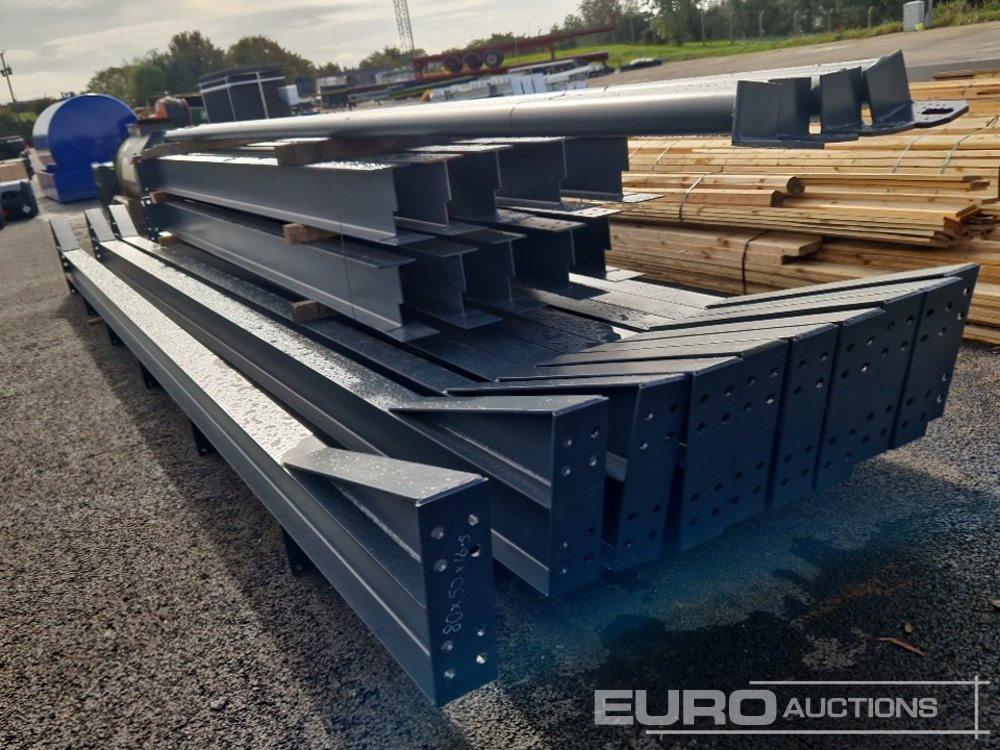 Unused 80' x 40’ x 16.5' Steel Frame Building, 12.5 Roof Pitch, Purlin Cleats, Roof Bracing - حاوية إنشاءات: صورة 2 Unused 80' x 40’ x 16.5' Steel Frame Building, 12.5 Roof Pitch, Purlin Cleats, Roof Bracing - حاوية إنشاءات: صورة 2
