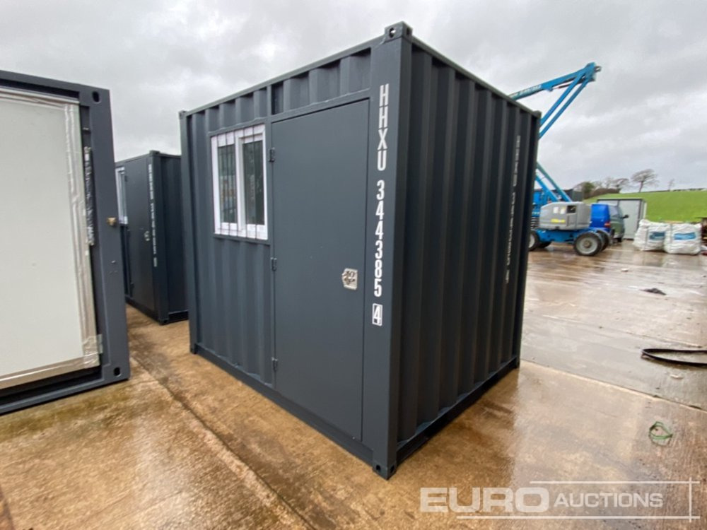 Unused 9' x 7' 4" Container, Side Door & Window - حاوية شحن: صورة 3 Unused 9' x 7' 4" Container, Side Door & Window - حاوية شحن: صورة 3