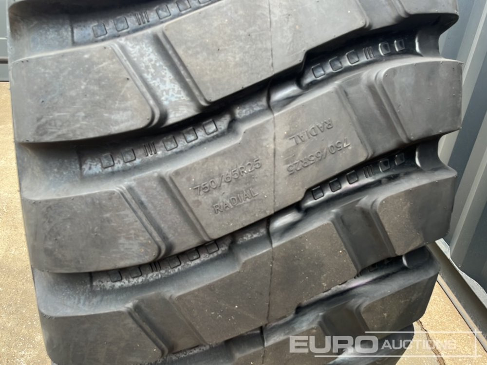 Unused Armour 750/65R25 L-3B Tyre to suit Dumptrucks/Wheeled Loader (2 of) - إطارات: صورة 5 Unused Armour 750/65R25 L-3B Tyre to suit Dumptrucks/Wheeled Loader (2 of) - إطارات: صورة 5