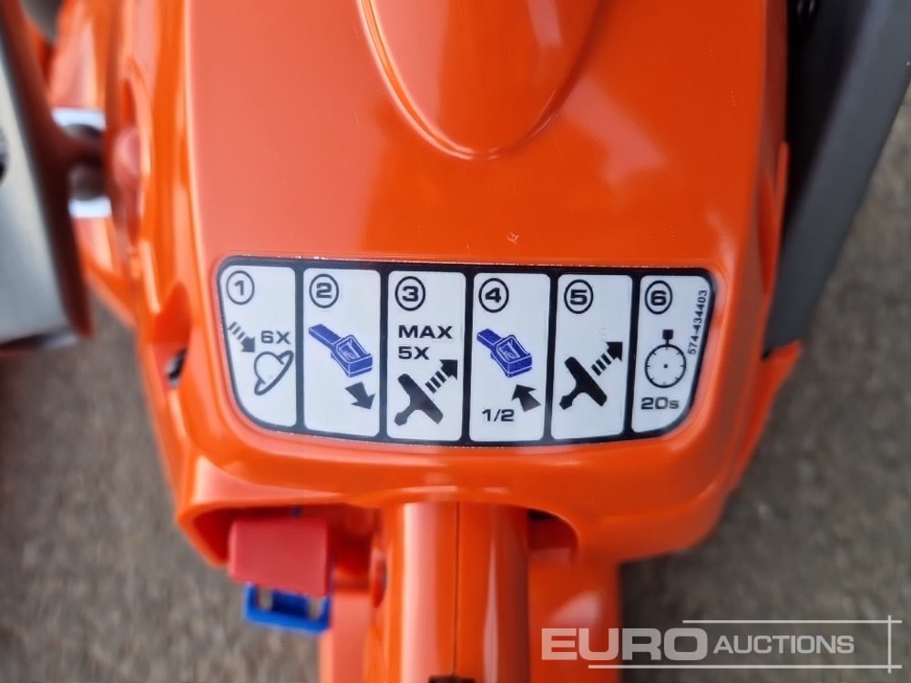 معدات الورشة Unused Husqvarna 120 Mark II 14" Petrol Chain Saw: صورة 21