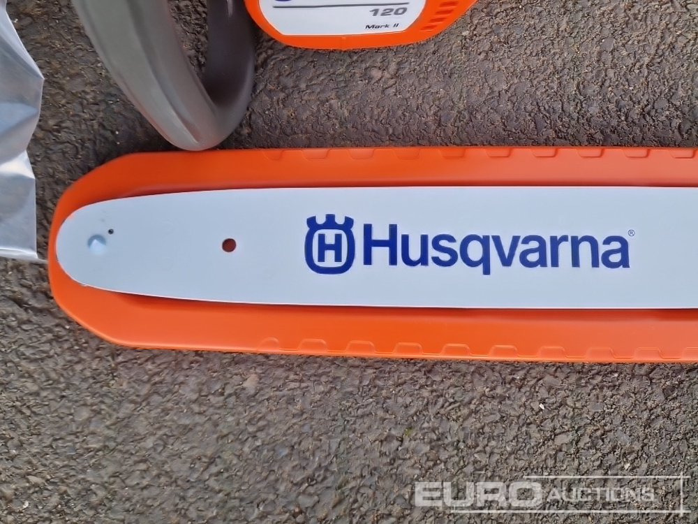 معدات الورشة Unused Husqvarna 120 Mark II 14" Petrol Chain Saw: صورة 10