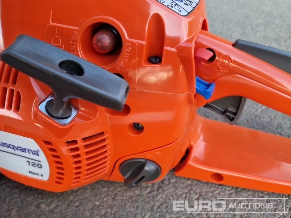 معدات الورشة Unused Husqvarna 120 Mark II 14" Petrol Chain Saw: صورة 17
