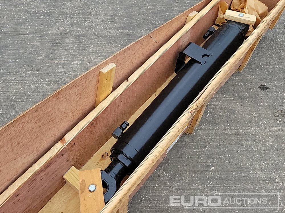 Unused JCB Hydraulic Ram - قطع الغيار: صورة 1 Unused JCB Hydraulic Ram - قطع الغيار: صورة 1