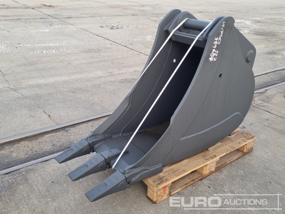 Unused Miller 24" Scoop Bucket 80mm Pin to suit 20 Ton Excavator - بكت: صورة 1 Unused Miller 24" Scoop Bucket 80mm Pin to suit 20 Ton Excavator - بكت: صورة 1