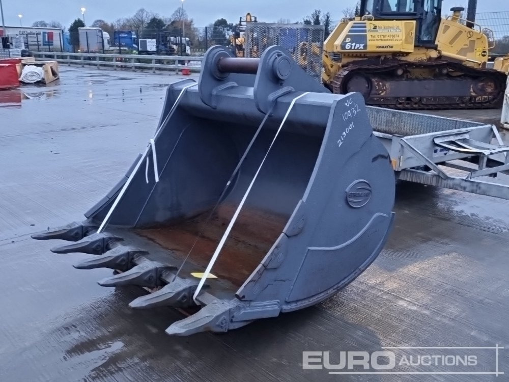 Unused Strickland 60" Digging Bucket 90mm Pin to suit 30 Ton Excavator - بكت: صورة 1 Unused Strickland 60" Digging Bucket 90mm Pin to suit 30 Ton Excavator - بكت: صورة 1