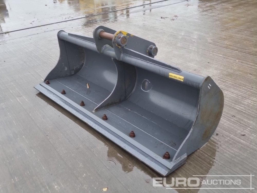 Unused Strickland 60" Ditching Bucket 45mm Pin to suit 4-6 Ton Excavator - بكت: صورة 1 Unused Strickland 60" Ditching Bucket 45mm Pin to suit 4-6 Ton Excavator - بكت: صورة 1