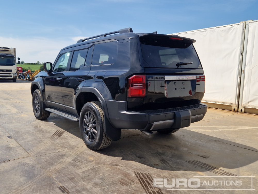 Unused Toyota Land Cruiser - سيارة دفع رباعي: صورة 3 Unused Toyota Land Cruiser - سيارة دفع رباعي: صورة 3