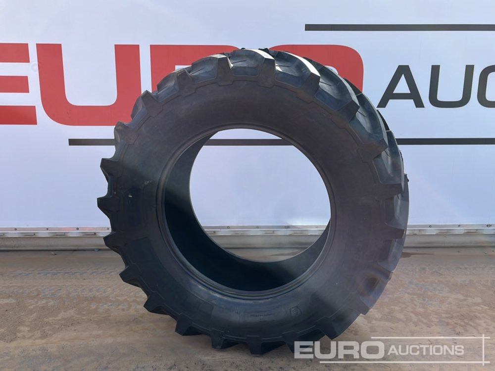 Unused Vannova 650/65R38-163 R1W Tyre (2 of) - إطارات: صورة 2 Unused Vannova 650/65R38-163 R1W Tyre (2 of) - إطارات: صورة 2