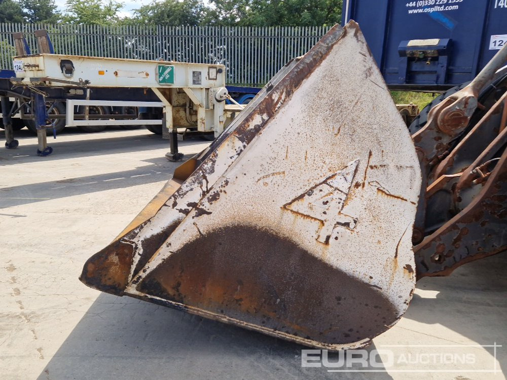اللودر بعجل Volvo L120F: صورة 25