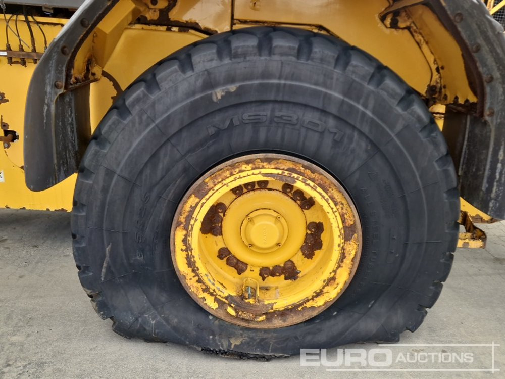 اللودر بعجل Volvo L120F: صورة 10