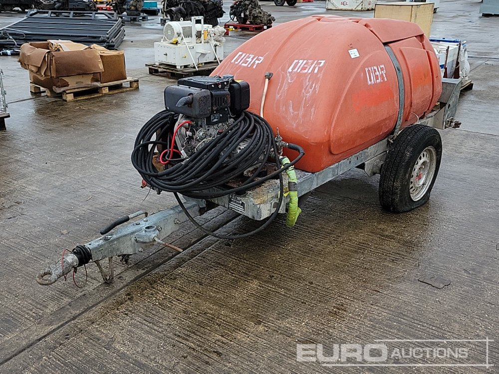 Western Single Axle Plastic Water Bowser, Yanmar Pressure Washer - ماكينة غسيل ضغط عالي: صورة 1 Western Single Axle Plastic Water Bowser, Yanmar Pressure Washer - ماكينة غسيل ضغط عالي: صورة 1