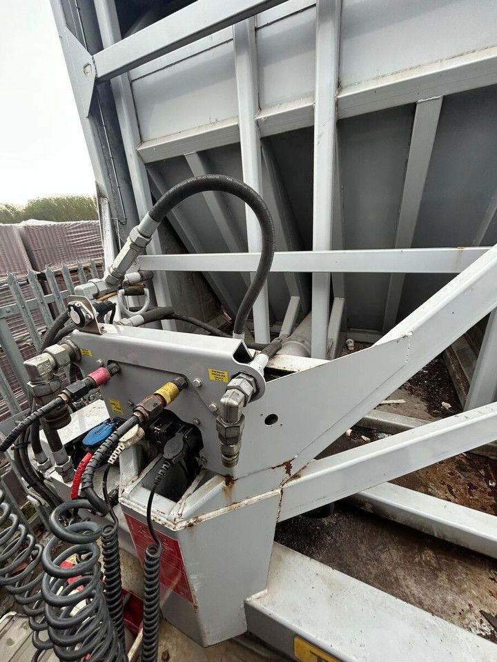 Legras - نصف مقطورة ذات أرضية سير: صورة 3 Legras - نصف مقطورة ذات أرضية سير: صورة 3