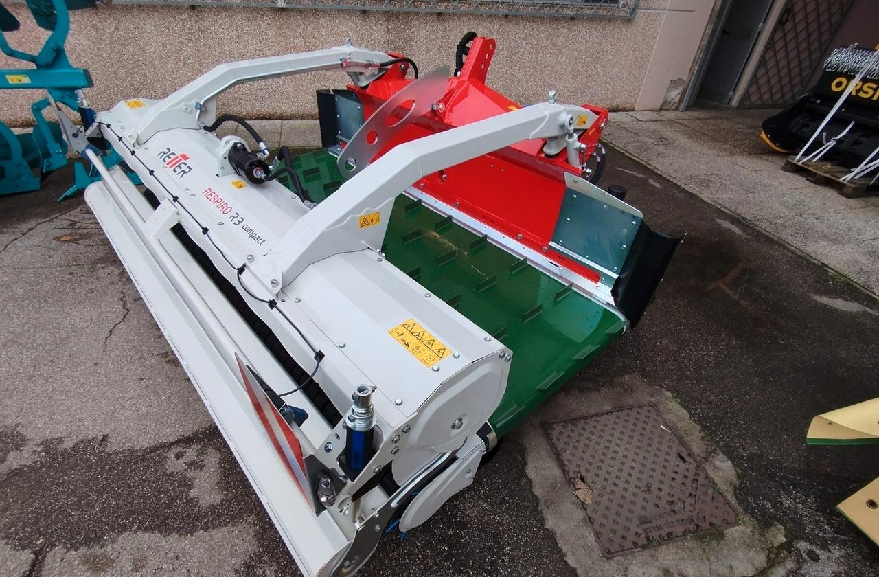 Andanatore a tappeto Reiter RESPIRO R3 compact 100 - نشارة الدريس/ شوكة جرف: صورة 4 Andanatore a tappeto Reiter RESPIRO R3 compact 100 - نشارة الدريس/ شوكة جرف: صورة 4