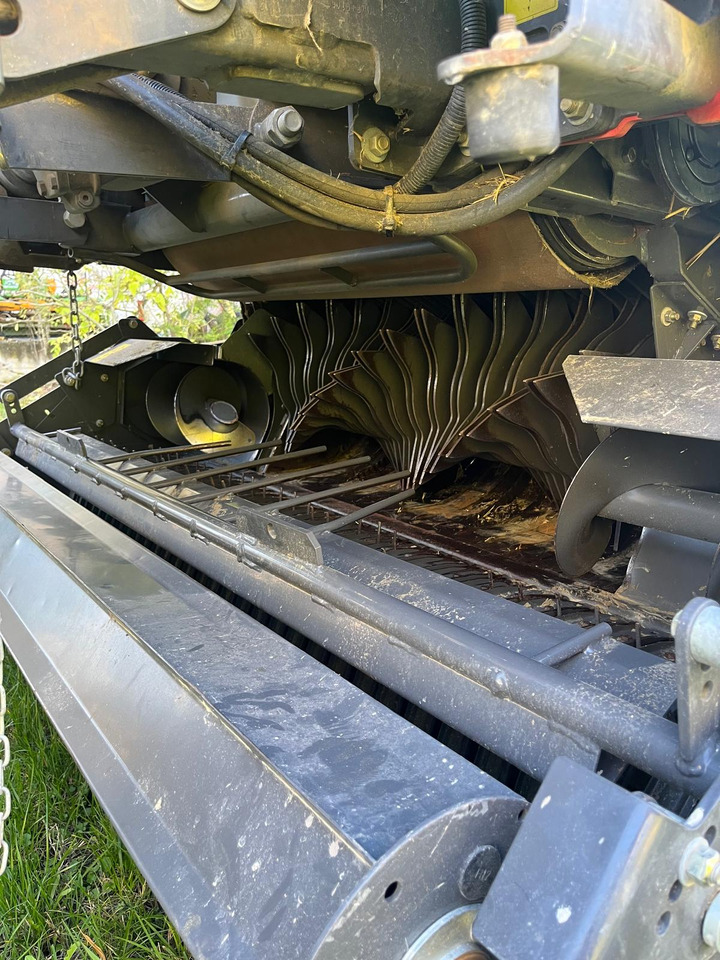 Rotopressa usata Claas VARIANT 380 RC - آلة بالات دائرية: صورة 5 Rotopressa usata Claas VARIANT 380 RC - آلة بالات دائرية: صورة 5