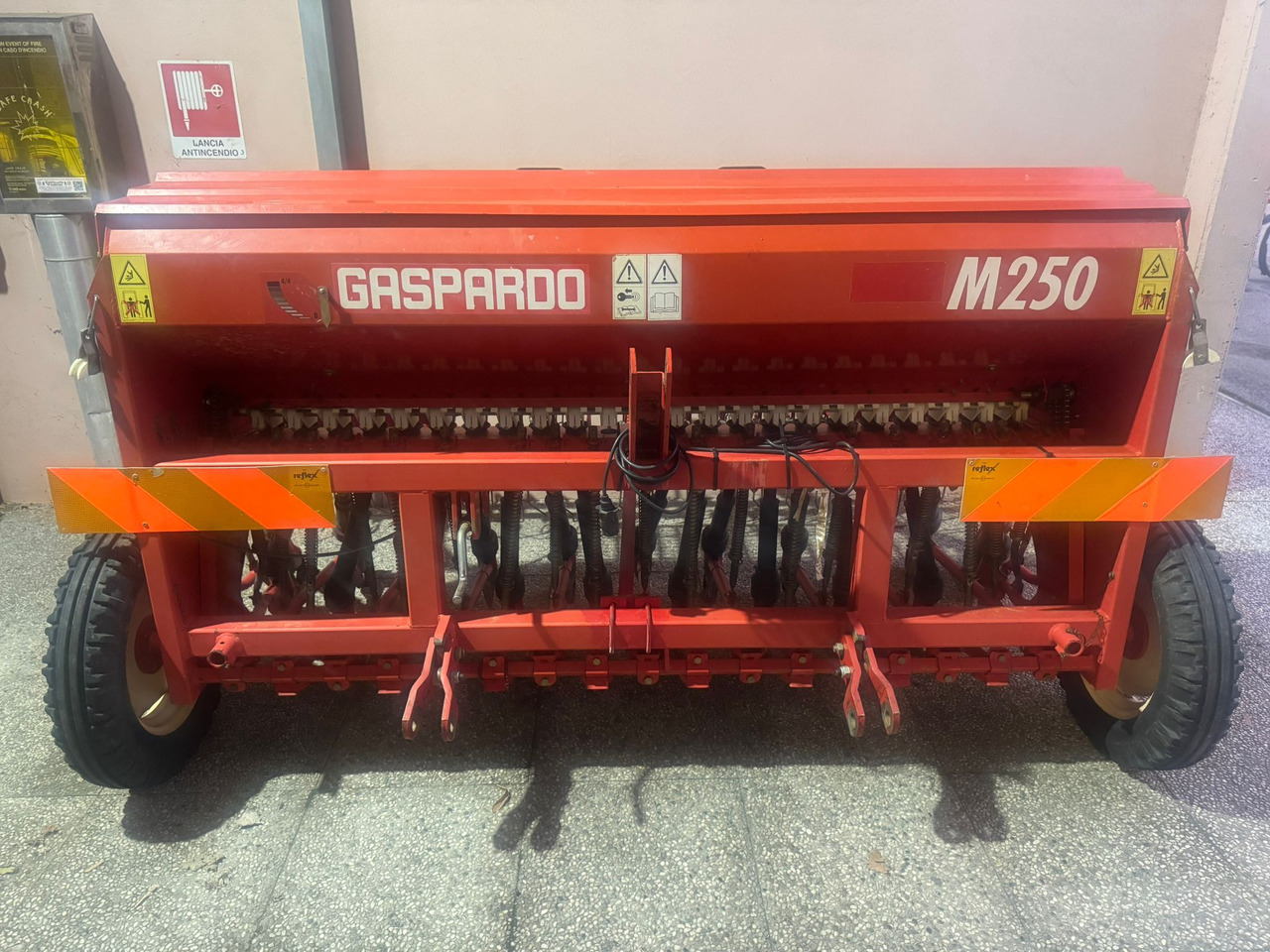 Seminatrice usata Gaspardo M250 - آلة البذر: صورة 1 Seminatrice usata Gaspardo M250 - آلة البذر: صورة 1