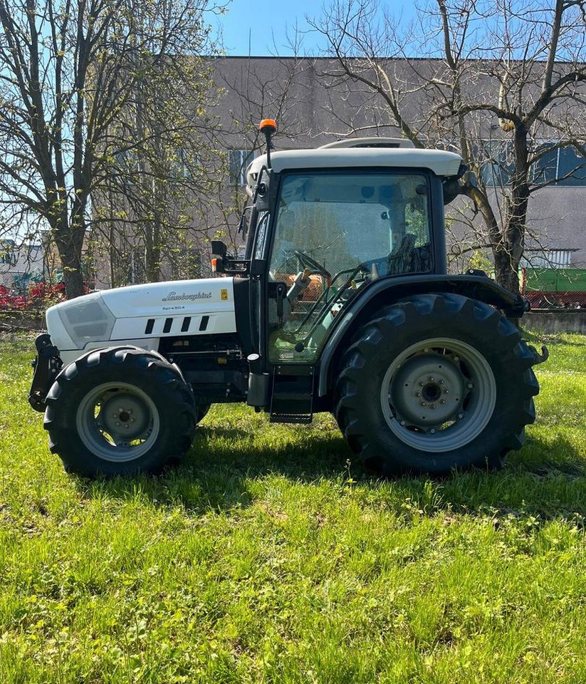 Trattore usato Lamborghini Spire 90.4 - 2015 - جرار: صورة 2 Trattore usato Lamborghini Spire 90.4 - 2015 - جرار: صورة 2