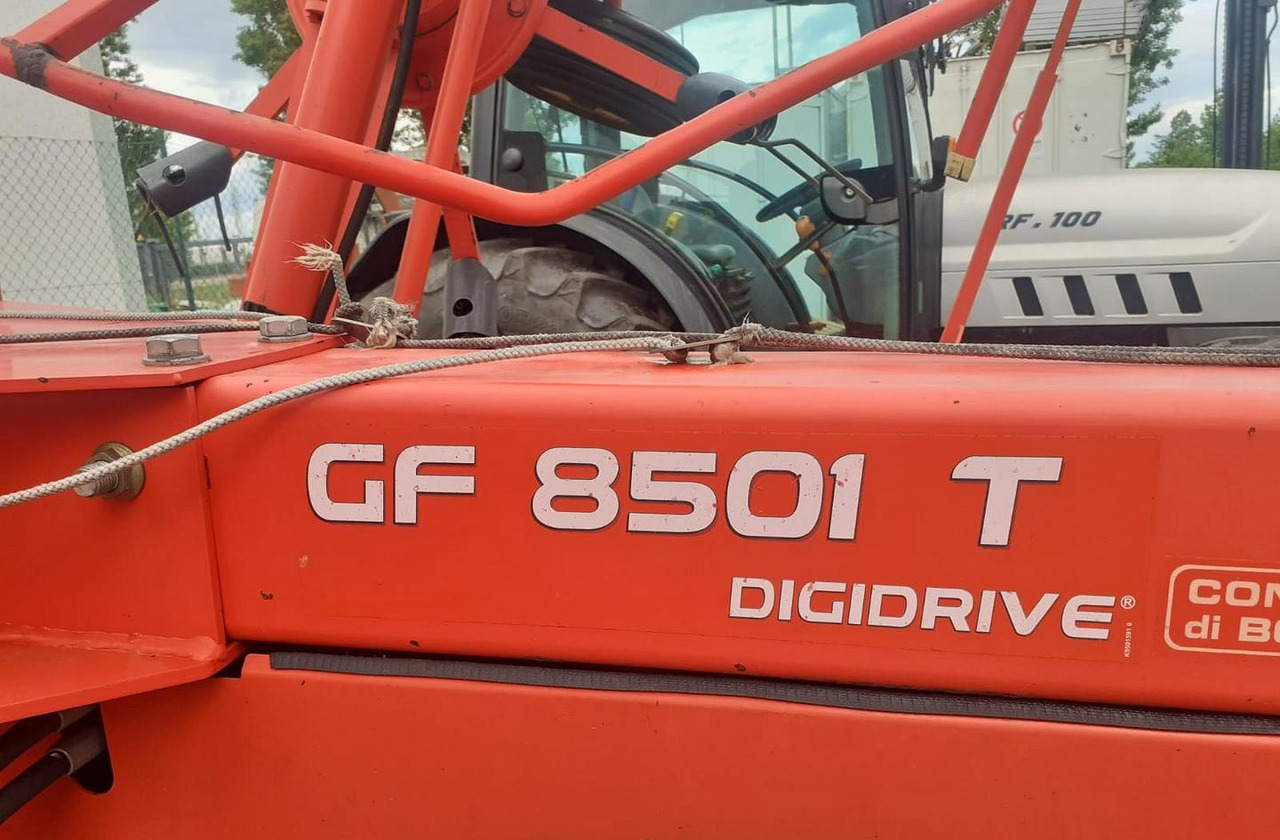 Voltafieno usato Kuhn GF 8501 T - نشارة الدريس/ شوكة جرف: صورة 5 Voltafieno usato Kuhn GF 8501 T - نشارة الدريس/ شوكة جرف: صورة 5