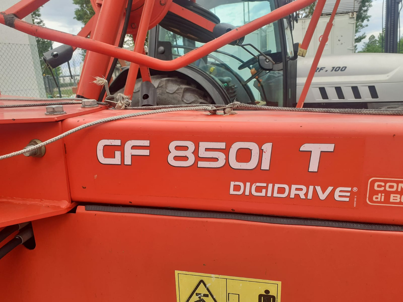 Voltafieno usato Kuhn GF 8501 T - نشارة الدريس/ شوكة جرف: صورة 3 Voltafieno usato Kuhn GF 8501 T - نشارة الدريس/ شوكة جرف: صورة 3