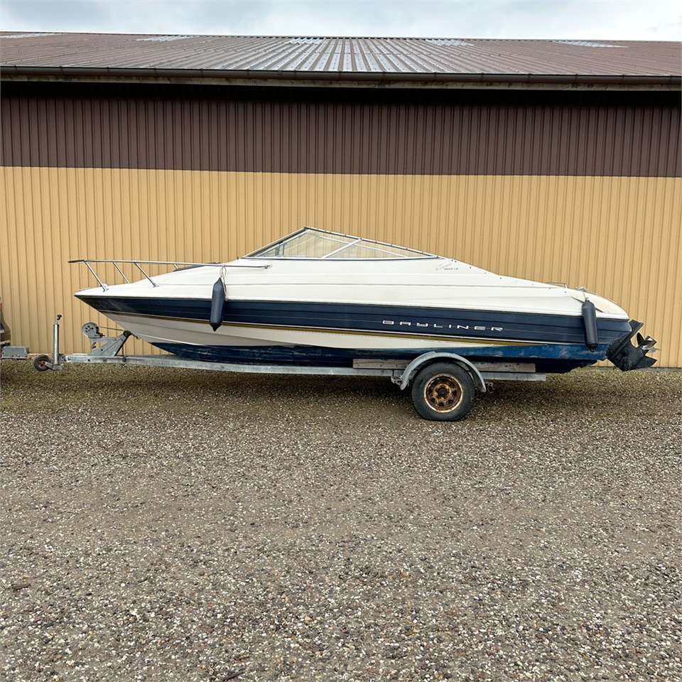 ABC Bayliner 2052 Cabri LS Cuddy - آلات أخرى: صورة 5 ABC Bayliner 2052 Cabri LS Cuddy - آلات أخرى: صورة 5