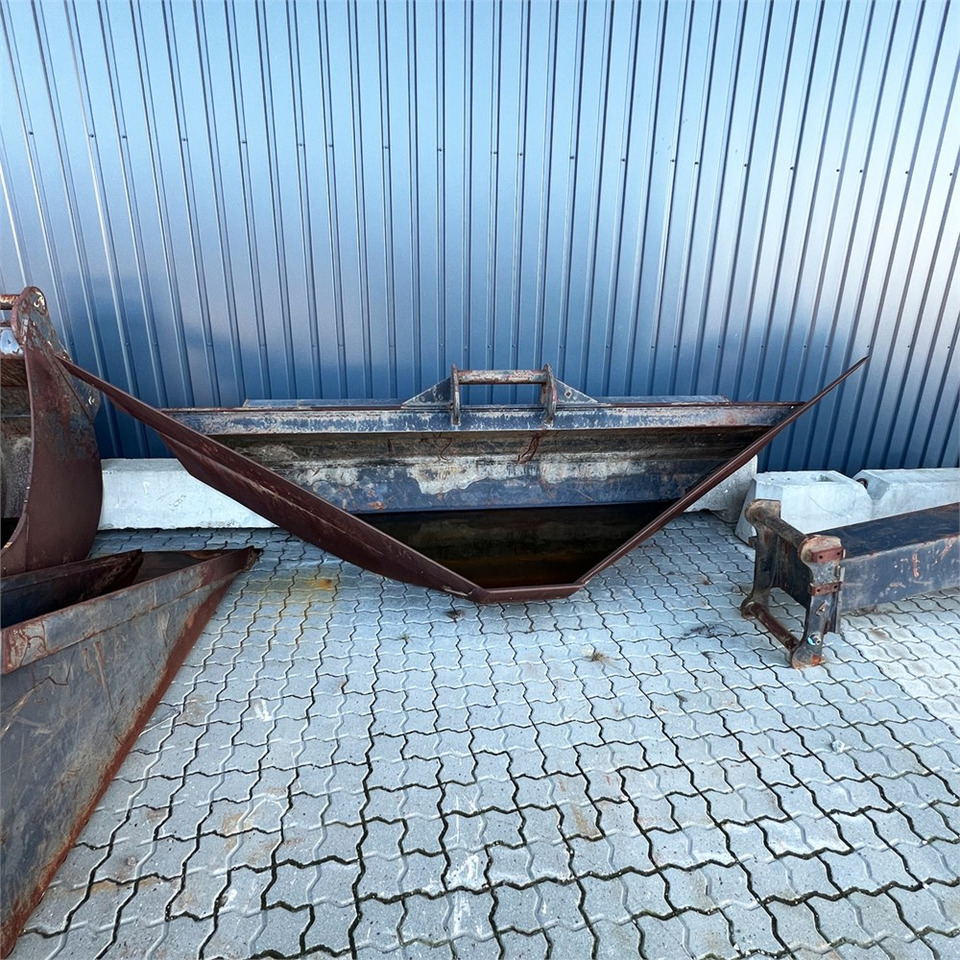 ABC Profilskovl - بكت حفار - آلات الإنشاء: صورة 4 ABC Profilskovl - بكت حفار - آلات الإنشاء: صورة 4