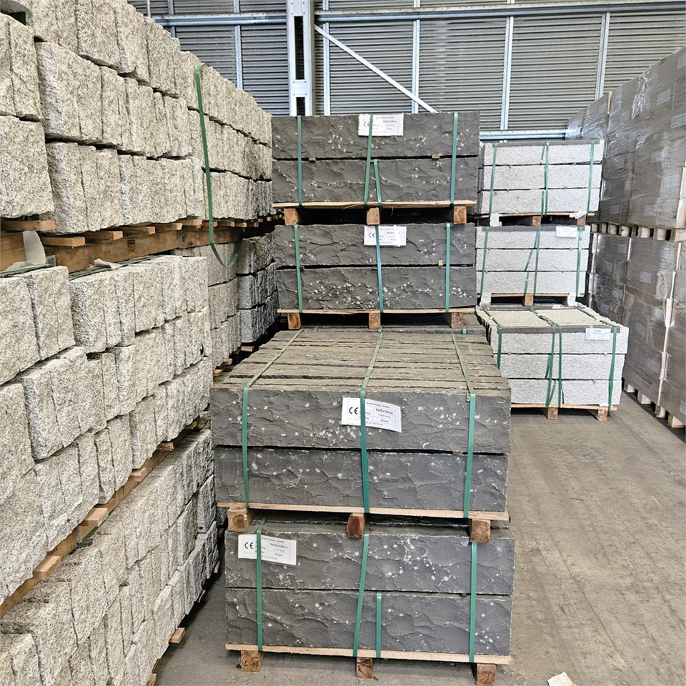 ABC Sort basalt kantsten - معدات الانشاءات: صورة 2 ABC Sort basalt kantsten - معدات الانشاءات: صورة 2