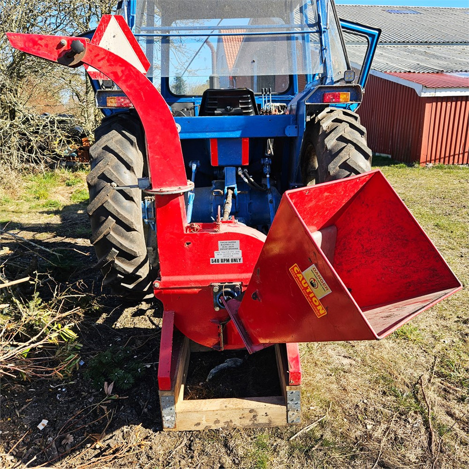 ABC WC-X5 PTO - قاطعة الأخشاب: صورة 1 ABC WC-X5 PTO - قاطعة الأخشاب: صورة 1