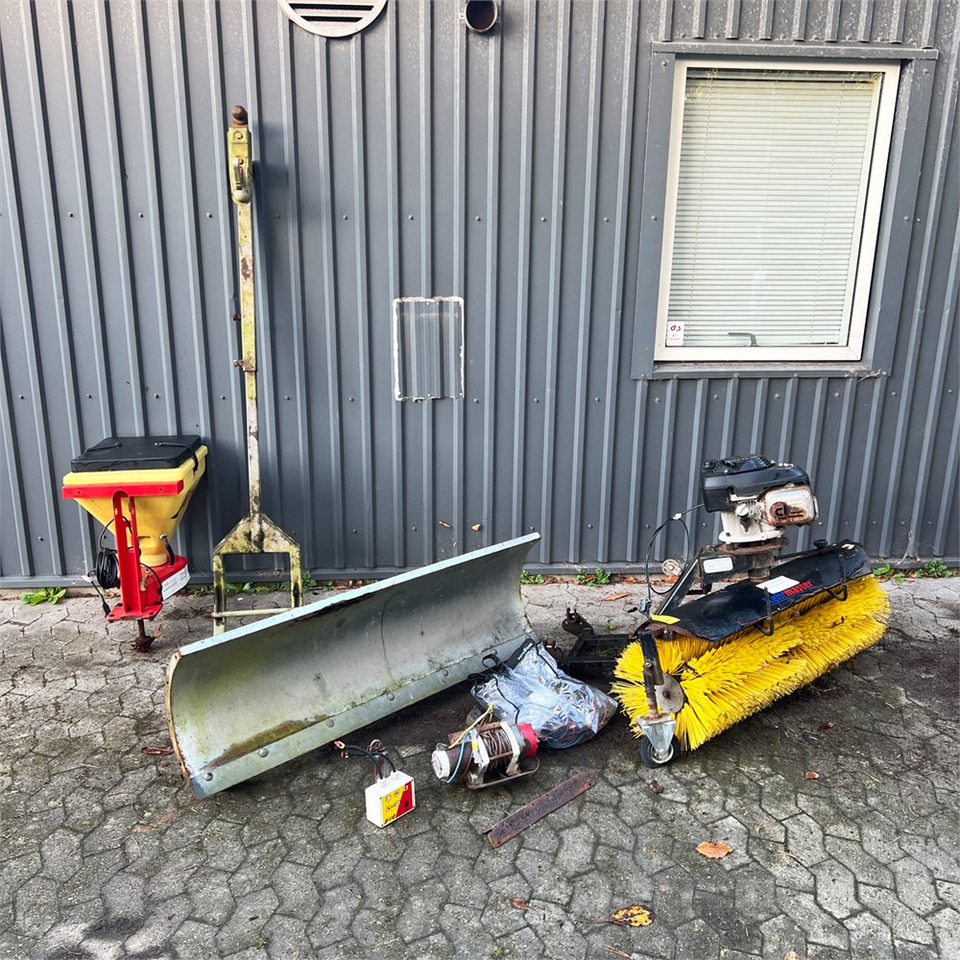 APV WD 40 M2 - عربة جميع التضاريس/ رباعية العجلات: صورة 1 APV WD 40 M2 - عربة جميع التضاريس/ رباعية العجلات: صورة 1