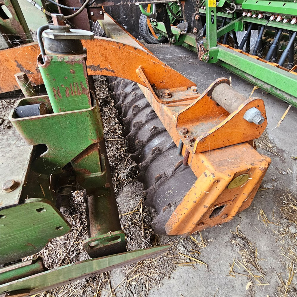 آلة بذر Amazone D9 4000 Super - KG 402: صورة 18