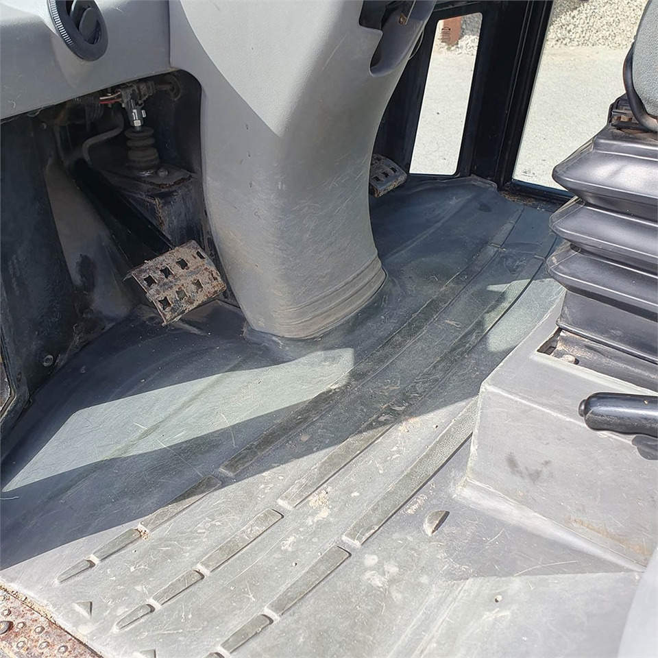 اللودر بعجل Caterpillar 906 H2: صورة 18 اللودر بعجل Caterpillar 906 H2: صورة 18