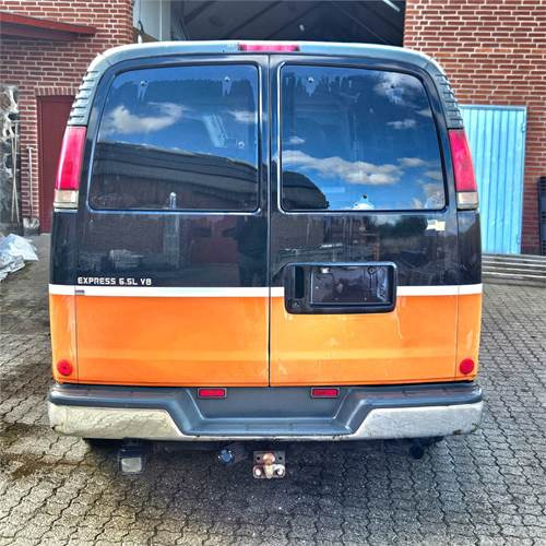Chevrolet Express Van 2500 - ميكروباص: صورة 5 Chevrolet Express Van 2500 - ميكروباص: صورة 5