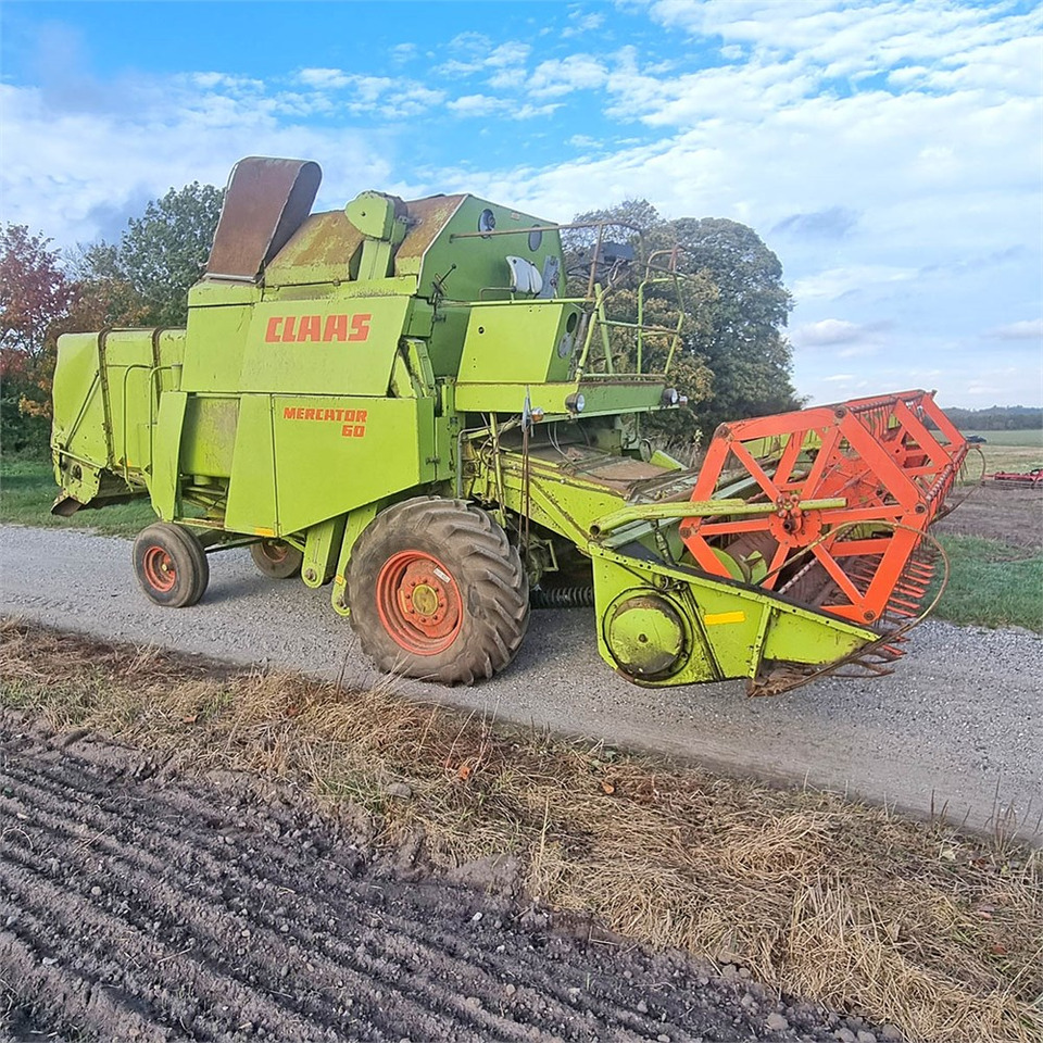 Claas Mercator 60 - آلات الحصاد: صورة 1 Claas Mercator 60 - آلات الحصاد: صورة 1