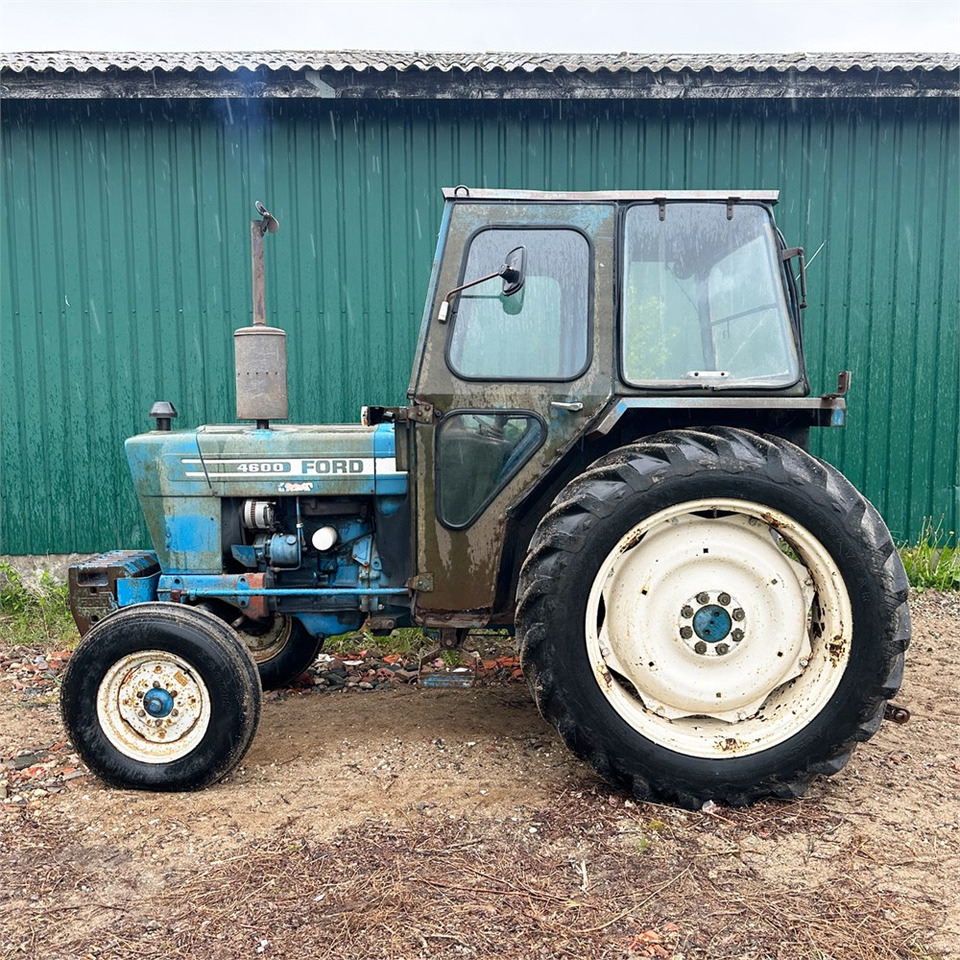 Ford 4600 - جرار: صورة 3 Ford 4600 - جرار: صورة 3