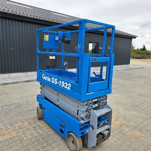 Genie GS-1932 - مرفاع مقصي: صورة 2 Genie GS-1932 - مرفاع مقصي: صورة 2