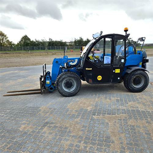 Genie GTH2506 - آلة رفع ونقل تلسكوبية: صورة 4 Genie GTH2506 - آلة رفع ونقل تلسكوبية: صورة 4