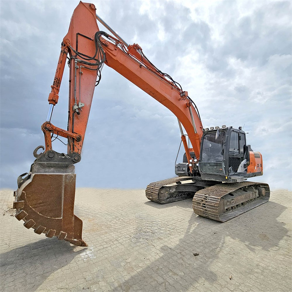 Hitachi ZX210 LC-5B - حفار زاحف: صورة 5 Hitachi ZX210 LC-5B - حفار زاحف: صورة 5